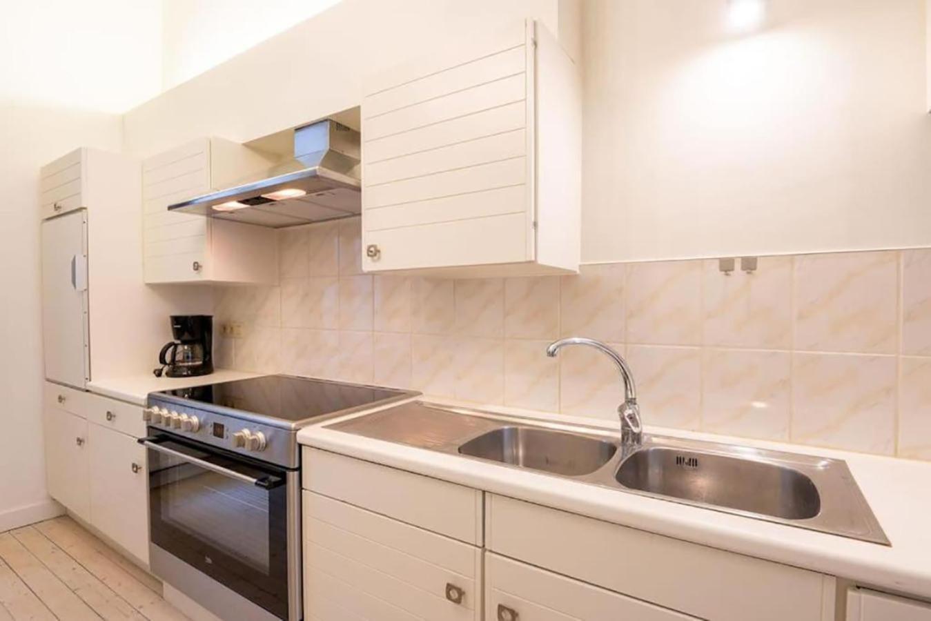Spacious 7-bed House In Ostende